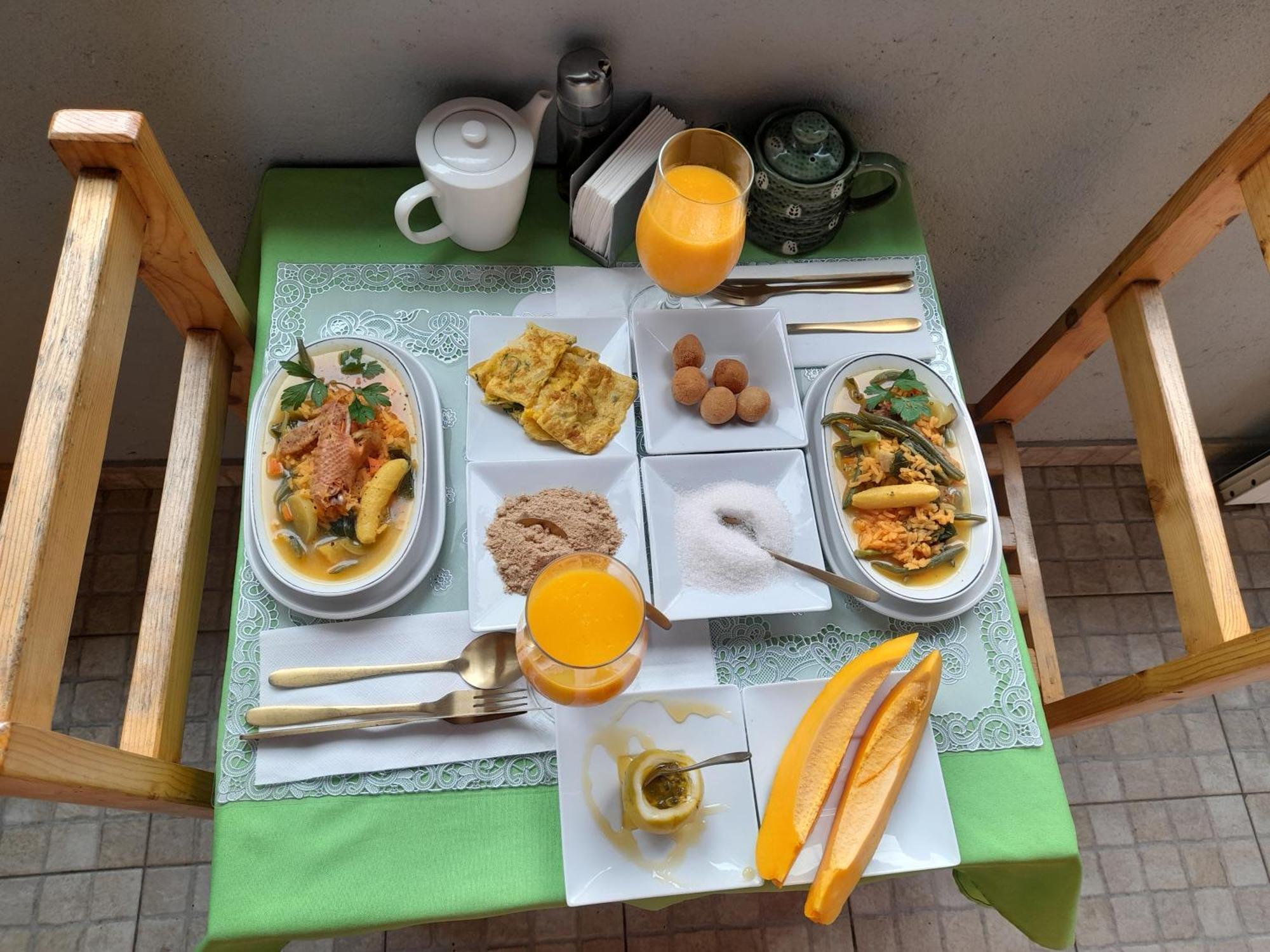 Splanada Poilon Hotell Assomada Exteriör bild